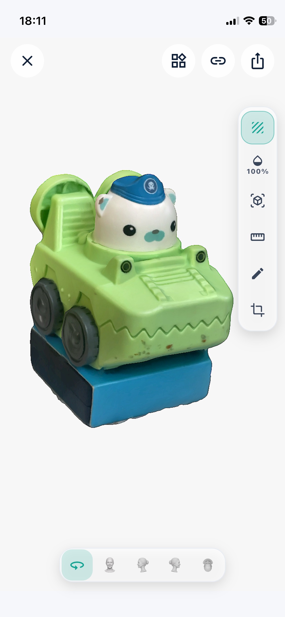 Textured reconstruction of a small vehicle